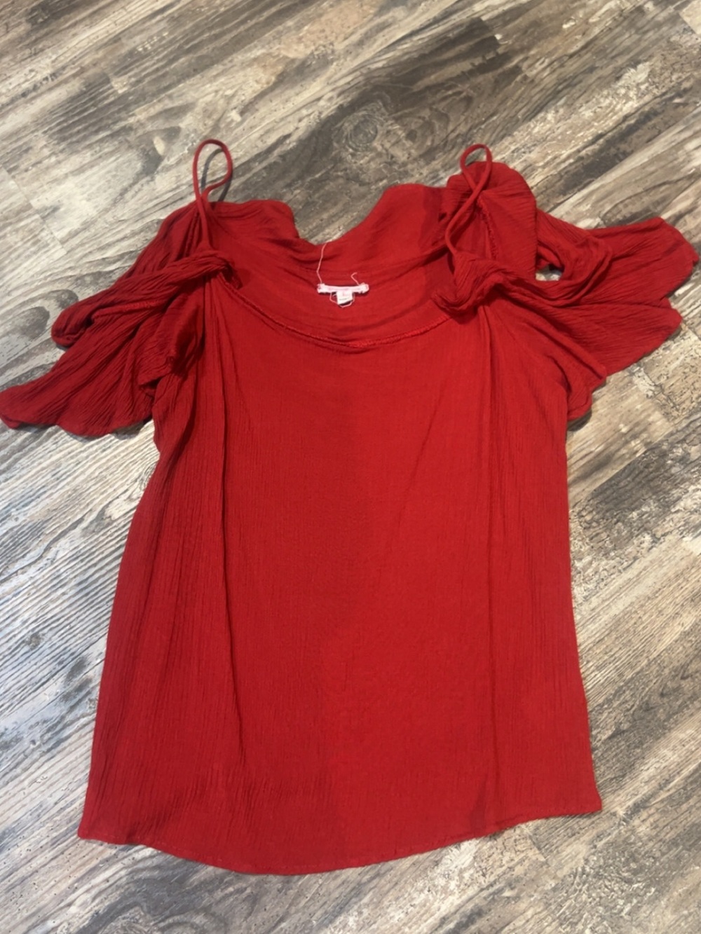 Red Off-Shoulder Ruffle Sleeve Top - Picture 4 of 4